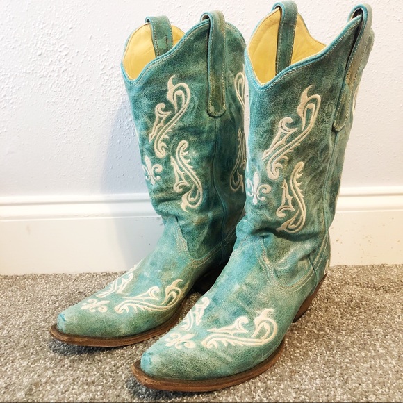 Corral Shoes - Corral women’s turquoise boots size 11